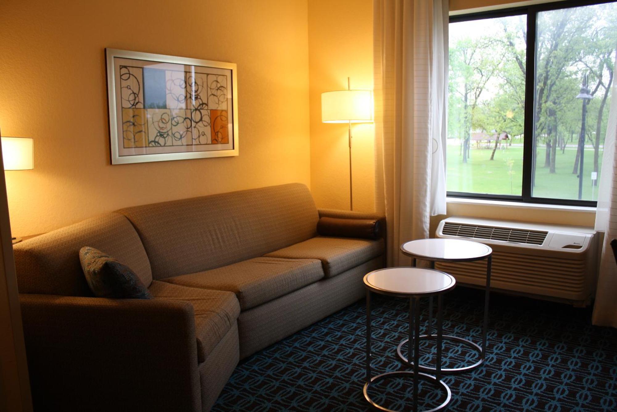 Fairfield Inn & Suites By Marriott Детройт Лейкс Екстериор снимка